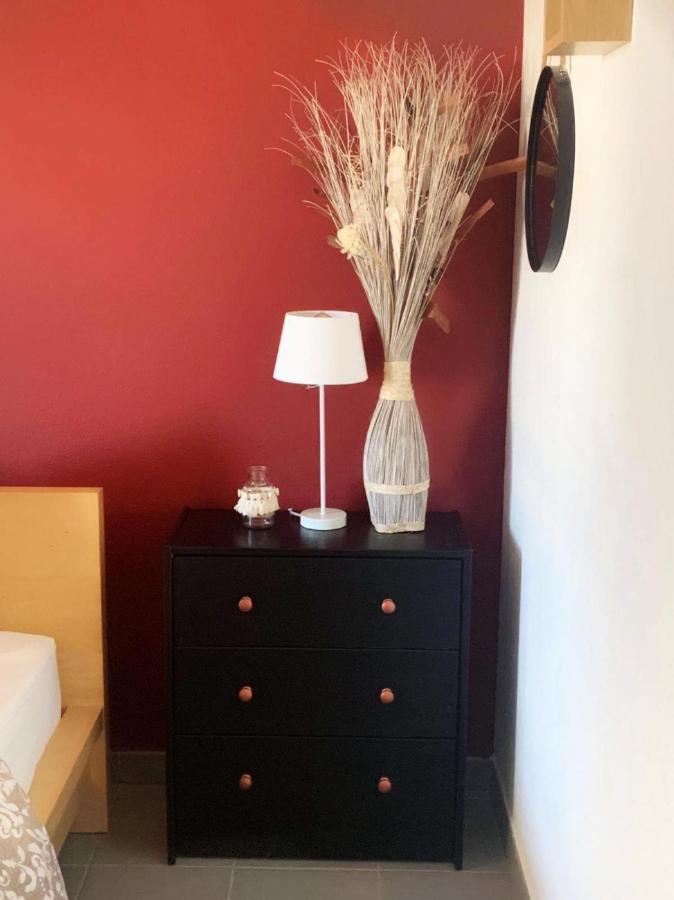 Appartement Lac rose - Parking, Métro, jusqu'à 4 personnes Marseille Extérieur photo